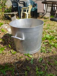 catering pot