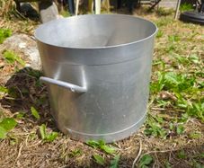catering pot