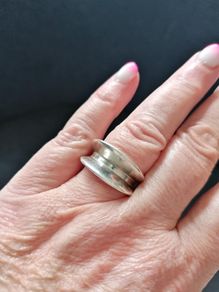 Stg Silver Lip Design Ring