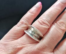 Stg Silver Lip Design Ring