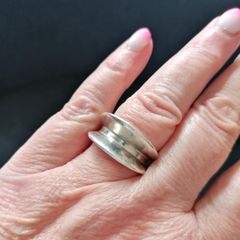 Stg Silver Lip Design Ring