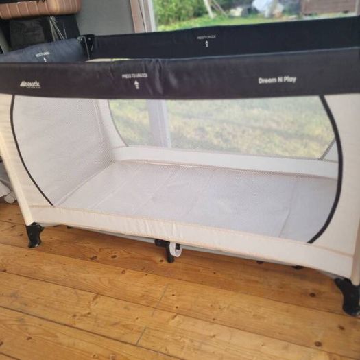 Travel cot Hauck Dream N Play