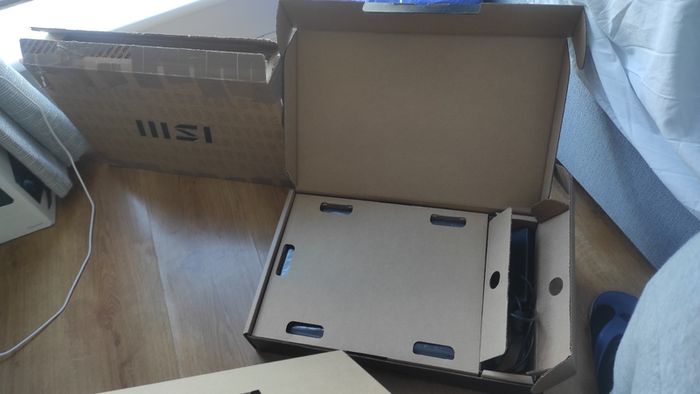 MSI Katana 15 B12VFK Gaming Laptop - RTX 4060 / Intel i5-12450H / 16GB DDR5