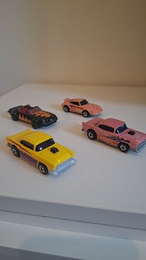 Vintage 1970's Mattel Hot Wheels Cars x4