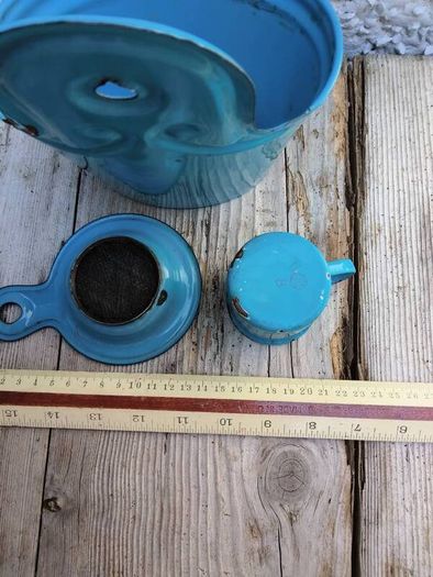 vintage enamel toys, Danish vintage, Glud and Marstrand enamel ware
