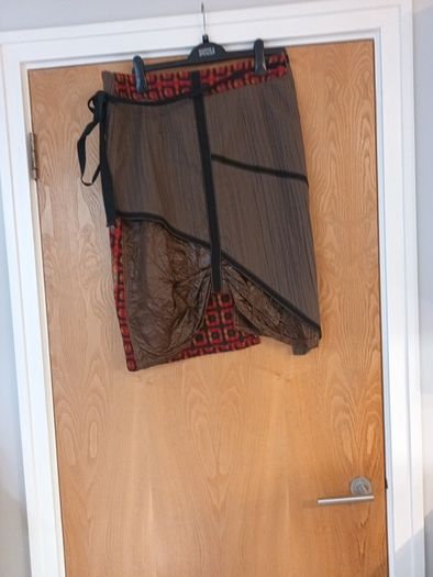 OHDD Skirt.  S.14 - 32" Waist.