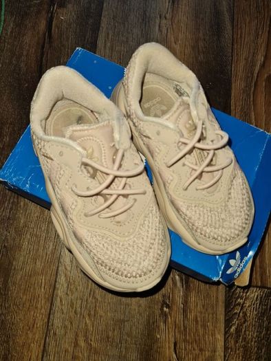 boys adidas ozweego