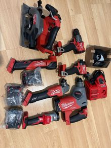 Milwakee kit 8 pieces