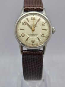 Vintage manual wind ladies Sarwa watch