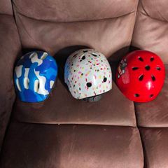 children's helmet 10euro each