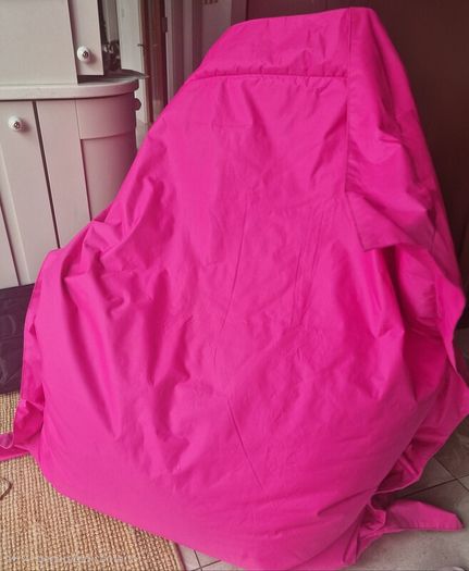 Big Bertha XXL beanbag Hotpink