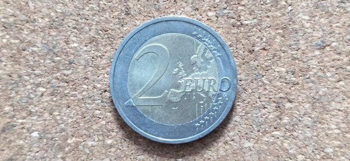 2 euro coin