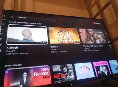 43" Toshiba Smart TV