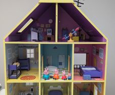 Large Peppa Pig Wooden Playhouse Set with Figures & Accessories
