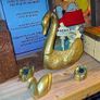 Vintage brass swan ornaments Image 3