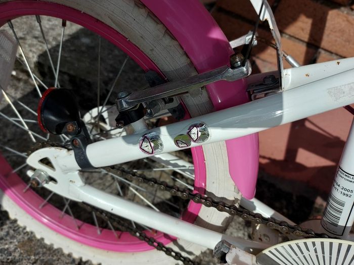 GIRLS BIKE (Sparkle) with Basket, 20 inch wheels, in excellent condition. See Pictures