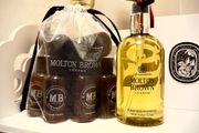 Molton Brown London 10 Mandarin &amp; clary sage conditioner conditioner and Indian Cress shampoo