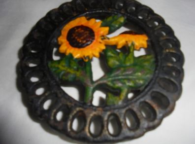 Metal Sunflower T - Pot Stand for Sale