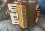Vintage Hohner Student IV 48-Bass Piano Accordion with Hard Case