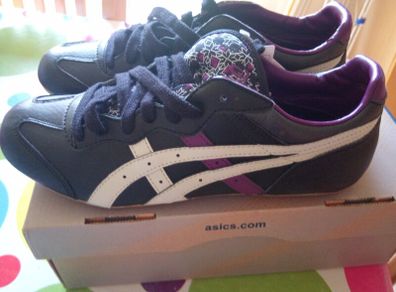 New Asics Ladies Leather Runners