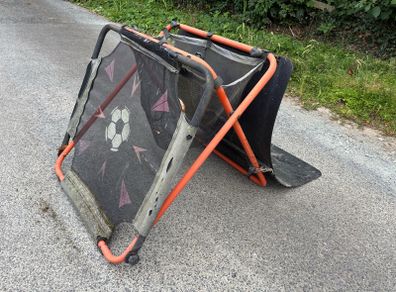 Football Rebounder