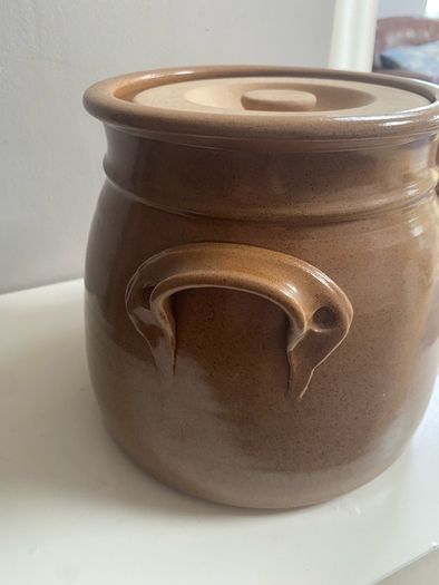 Kiltrea large pottery snack crock