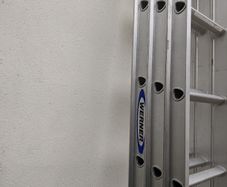Werner Triple Compact Extension Ladder