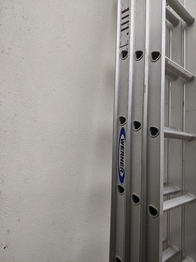 Werner Triple Compact Extension Ladder