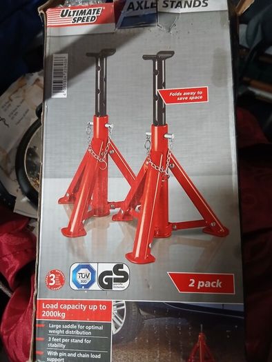 Axle stands