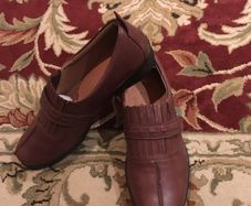 Clarks Extra Wide Fit Shoes size EU-38.5  UK-5.5