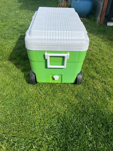 Cooler box