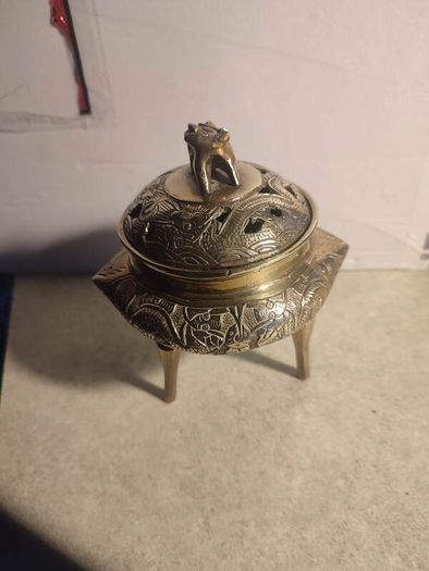 Vintage Tri Leg Incense Burner  Lidded Metal / Brass Chinese Marked   Old  Ceremonial/ Meditation  Clearing Energy/ Purification Ritual