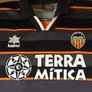 Valencia Jersey. Season 1999/2000. Official Luanvi Third Jersey From 1999. Authentic Original From 1999. Not A Modern Day Remake. Image 3