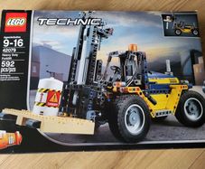 Lego Technic 42079 Heavy Duty Forklift