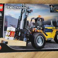Lego Technic 42079 Heavy Duty Forklift
