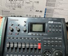 Zoom R8 Multitrack Recorder