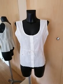 Women's Top Nwot Size 18