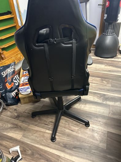 Gaming chair