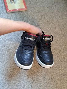 Heelys size 1