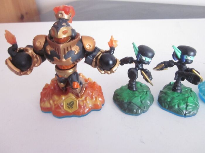 Four  Skylanders Swap Force   Figures