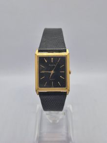 Vintage Accurist Gold-Tone Tank Watch - Retro 80s
