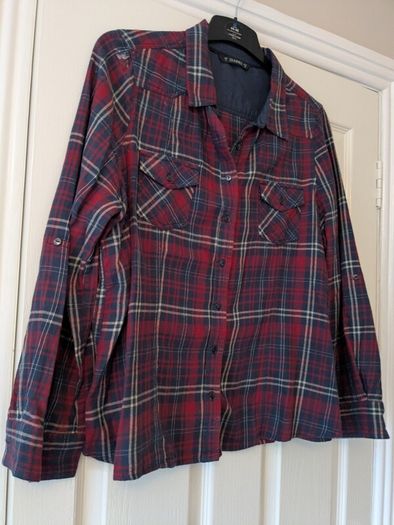 Dunnes shirt size 18