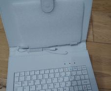Universal Tablet Keyboard