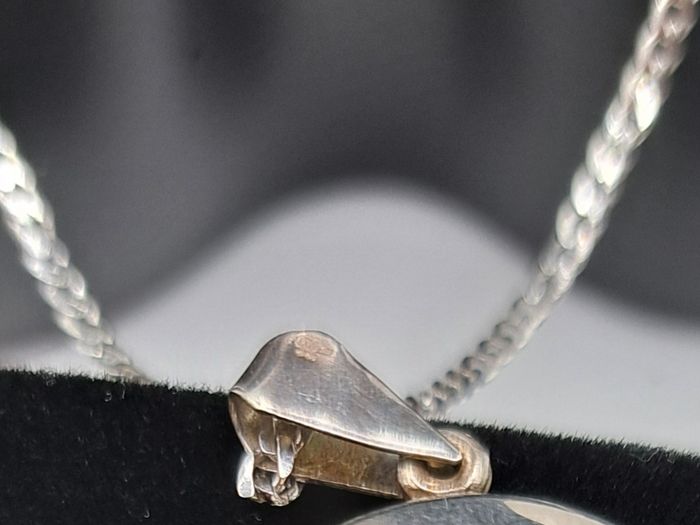 Vintage sterling silver locket necklace