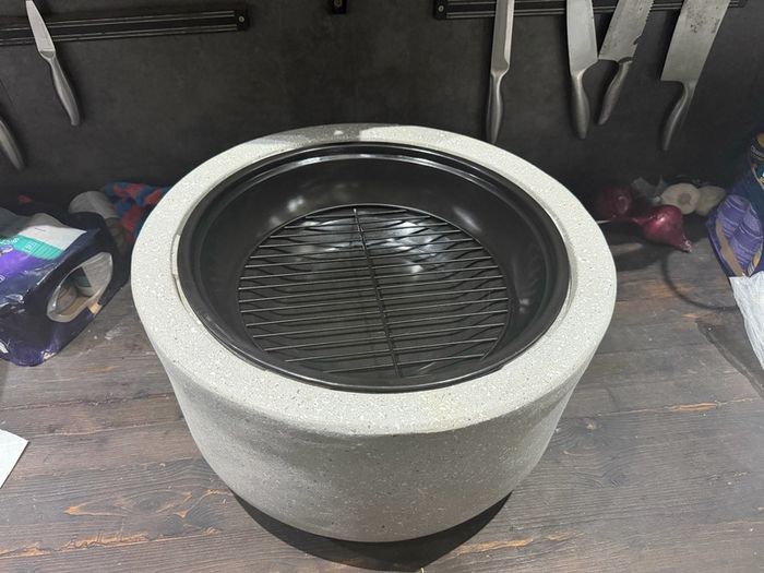 Concrete Firepit, Brand new unused