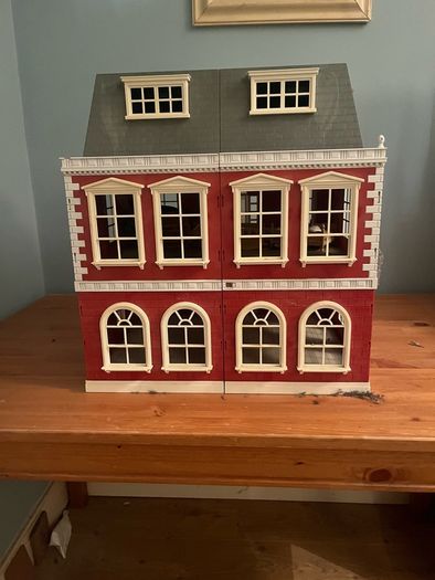 Vintage sylvanian Familes Grand Regency hotel Dollhouse