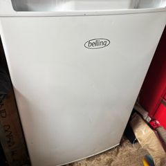 Under counter freezer
