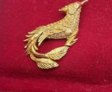 brooch