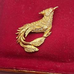 brooch