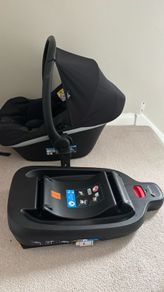 EnfaSafe i-Size R129 Car Seat + ISOFix Base Set (Black)